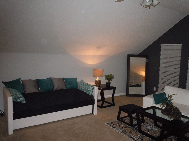 Bedroom Suite Photo 2